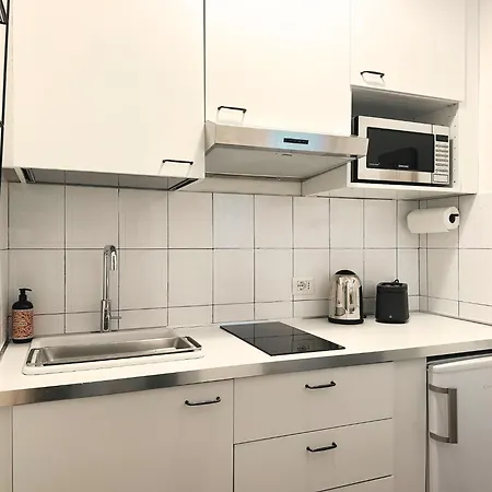 Tadino 48 * מילאנו